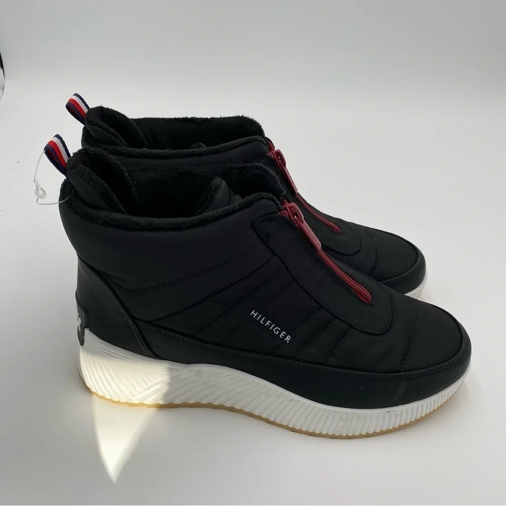 Tommy Hilfiger‎ Jipsun Zip Up Cold Weather Snow Sneakers Ankle Boots Size 7 NWOT